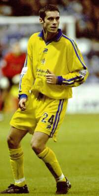 Former Norwich full-back Keith Briggs spent a short period with Mansfield